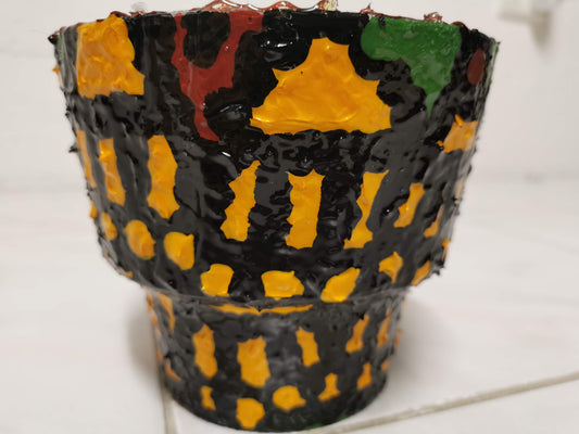 Sri Lanka, New Zealand and Australia upcycled friendship pot