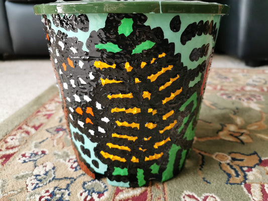 China Australia upcycled resin plant pot